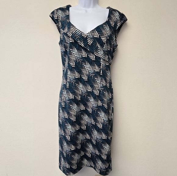 White House Black Market Geometric Chevron Sheath Dress Teal 10 - Picture 1 of 11